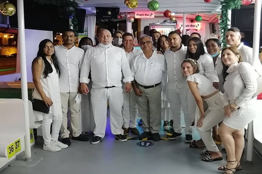 Cena en Barco - Tour Bahía