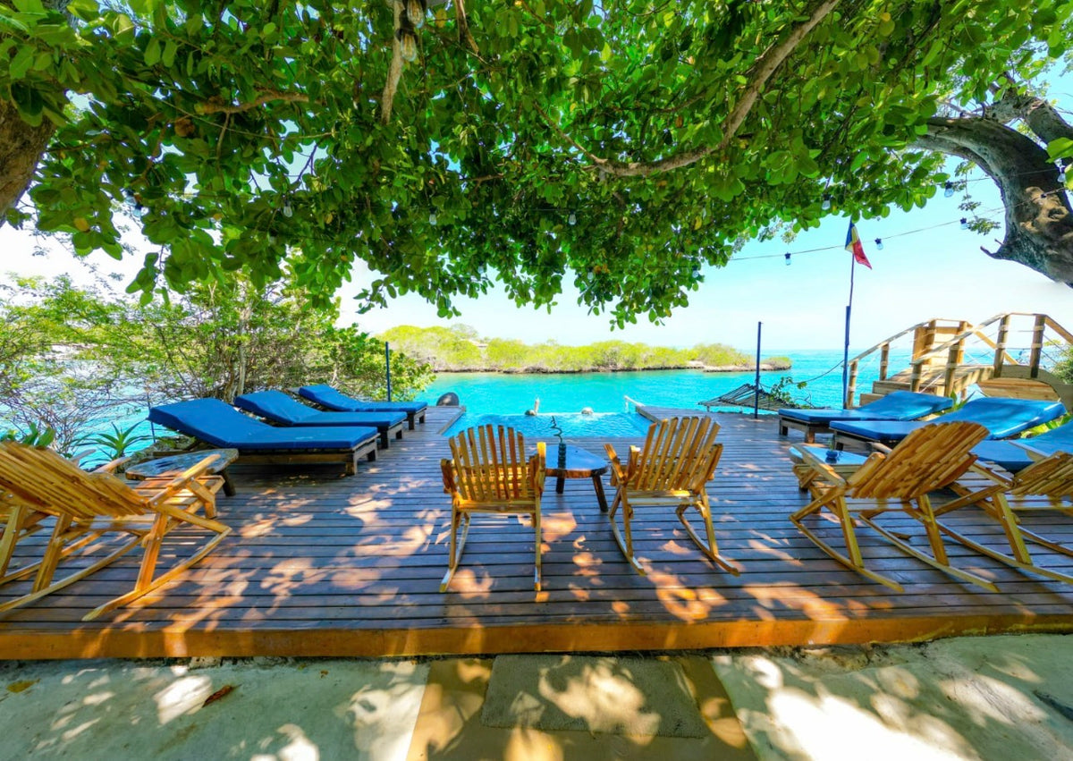 3 ISLAS ( Ibbiza - Bela Beach -
Mulata )