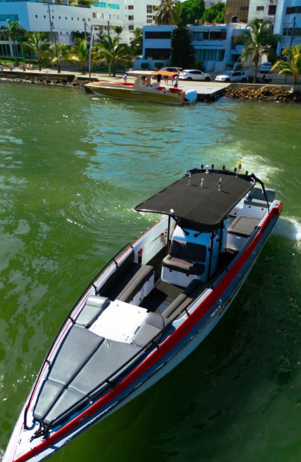 BOTE DEPORTIVO | 15 PERSONAS