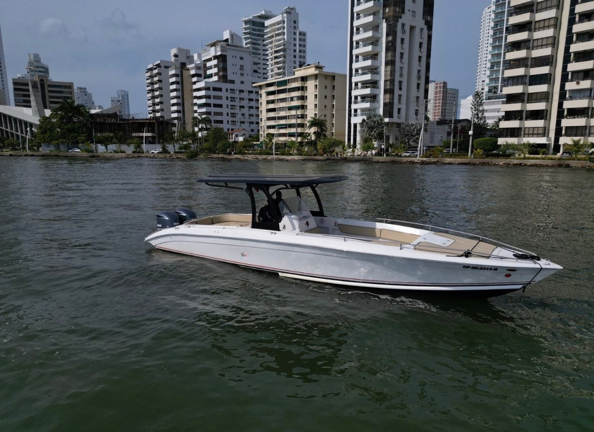 BOTE DEPORTIVO | 20 PERSONAS