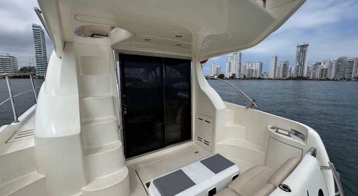 AZIMUT 39FT - 10PAX (FESTIVAL)