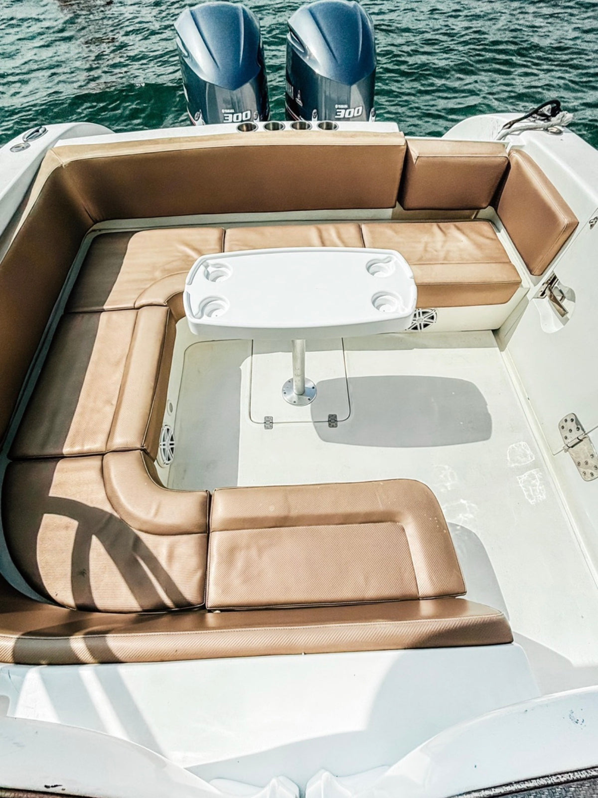 TODOMAR 38FT - 16PAX (FESTIVAL)