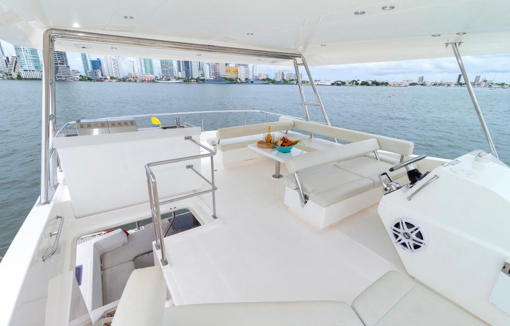 CATAMARAN | 35 PERSONAS
